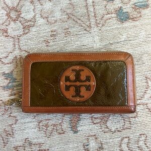 Tory Burch Wallet